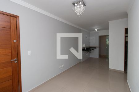 Sala/Cozinha de casa de condomínio à venda com 2 quartos, 44m² em Vila Santa Terezinha (zona Norte), São Paulo