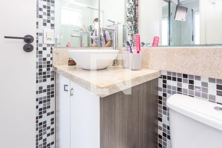 Apartamento à venda com 68m², 3 quartos e 2 vagas Apartamento à venda com 68m², 3 quartos e 2 vagasBanheiro da Suíte