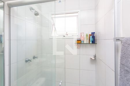 Apartamento à venda com 68m², 3 quartos e 2 vagas Apartamento à venda com 68m², 3 quartos e 2 vagasBanheiro da Suíte