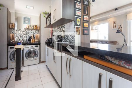 Cozinha de apartamento à venda com 3 quartos, 68m² em Humaitá, Porto Alegre