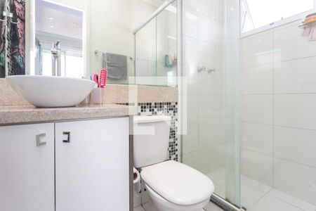 Apartamento à venda com 68m², 3 quartos e 2 vagas Apartamento à venda com 68m², 3 quartos e 2 vagasBanheiro da Suíte