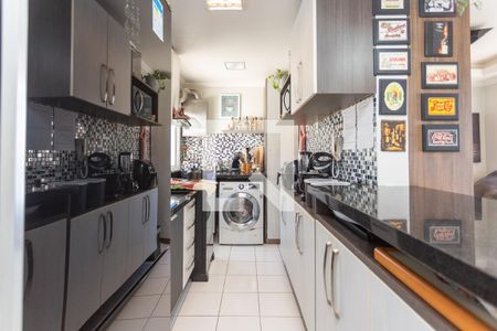 Cozinha de apartamento à venda com 3 quartos, 68m² em Humaitá, Porto Alegre