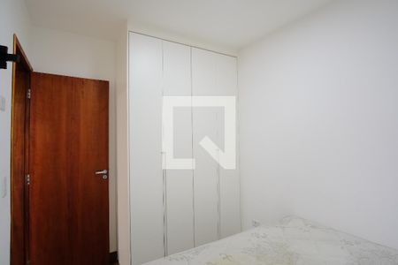 Quarto 2 de apartamento para alugar com 2 quartos, 40m² em Vila Carrão, São Paulo