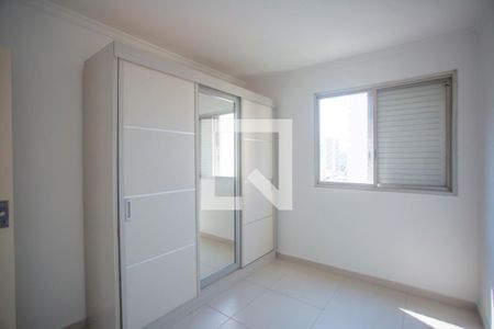 Quarto 2 de apartamento para alugar com 2 quartos, 70m² em Parque Imperial, São Paulo