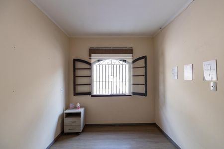 Quarto 1 de casa à venda com 3 quartos, 250m² em Vila Campanela, São Paulo