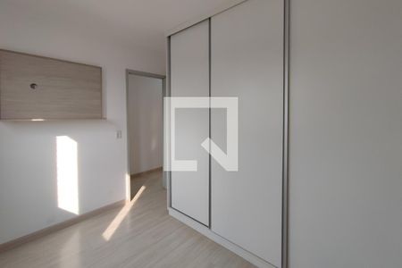 Quarto 2 de apartamento para alugar com 2 quartos, 46m² em Vila Mimosa, Campinas