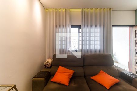 Sala de casa para alugar com 3 quartos, 121m² em Vila Caputera, Mogi das Cruzes