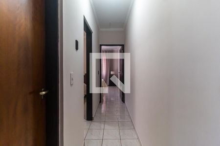 Corredor de casa para alugar com 3 quartos, 121m² em Vila Caputera, Mogi das Cruzes