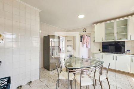 Apartamento para alugar com 210m², 4 quartos e 2 vagas Apartamento para alugar com 210m², 4 quartos e 2 vagasCozinha
