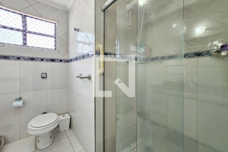 Apartamento para alugar com 210m², 4 quartos e 2 vagas Apartamento para alugar com 210m², 4 quartos e 2 vagasBanheiro da Suíte 1