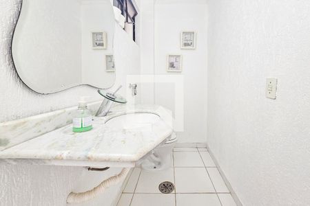 Apartamento para alugar com 210m², 4 quartos e 2 vagas Apartamento para alugar com 210m², 4 quartos e 2 vagasBanheiro