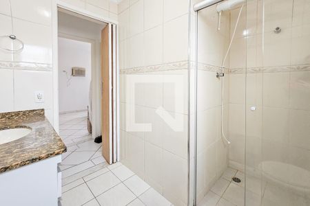 Apartamento para alugar com 210m², 4 quartos e 2 vagas Apartamento para alugar com 210m², 4 quartos e 2 vagasBanheiro 2