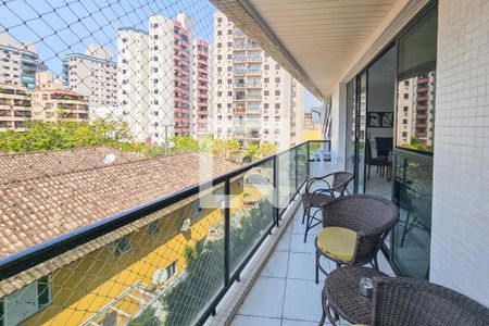 Varanda de apartamento para alugar com 4 quartos, 210m² em Vila Julia, Guarujá