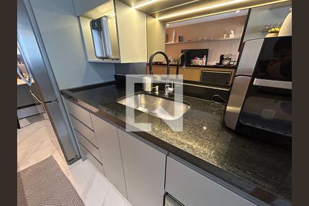 Cozinha de apartamento à venda com 2 quartos, 69m² em Parque Industrial Tomas Edson, São Paulo