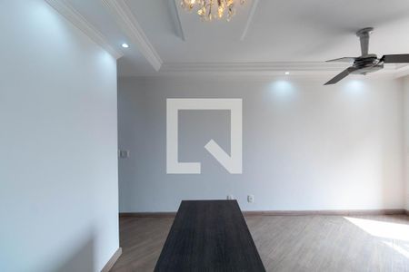 Sala de apartamento à venda com 3 quartos, 57m² em Vila Talarico, São Paulo