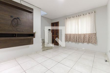 Sala de casa de condomínio para alugar com 2 quartos, 48m² em Vila Cosmopolita, São Paulo