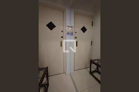 Sala - hall do elevador de apartamento à venda com 3 quartos, 98m² em Copacabana, Rio de Janeiro