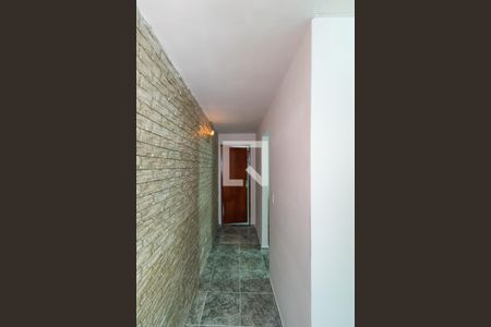 Corredor de casa para alugar com 2 quartos, 70m² em Jardim América, Rio de Janeiro