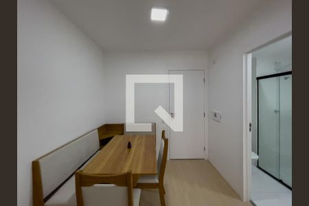 Sala de apartamento para alugar com 1 quarto, 27m² em Conjunto Residencial José Bonifácio, São Paulo