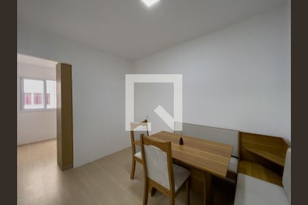 Sala de apartamento para alugar com 1 quarto, 27m² em Conjunto Residencial José Bonifácio, São Paulo