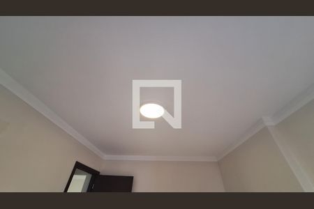 Detalhe do quarto de apartamento para alugar com 2 quartos, 154m² em Caiçara, Praia Grande