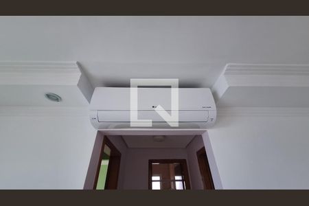 Detalhe da sala de jantar de apartamento para alugar com 4 quartos, 306m² em Caiçara, Praia Grande