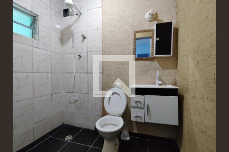 Banheiro de casa para alugar com 1 quarto, 40m² em Vila Romanopolis, Ferraz de Vasconcelos