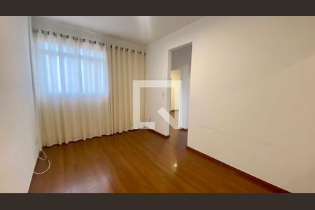 Sala de apartamento para alugar com 3 quartos, 66m² em Buritis, Belo Horizonte