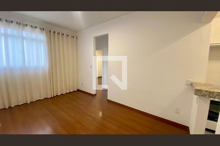 Sala de apartamento para alugar com 3 quartos, 66m² em Buritis, Belo Horizonte