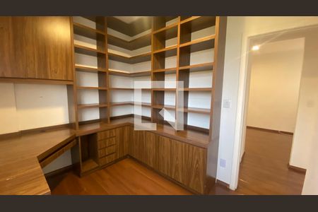 Quarto 2 de apartamento para alugar com 3 quartos, 66m² em Buritis, Belo Horizonte