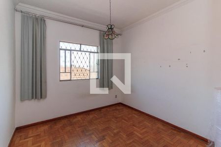 Foto 12 de casa à venda com 4 quartos, 303m² em Carlos Prates, Belo Horizonte