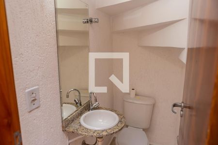 Lavabo de casa de condomínio à venda com 2 quartos, 64m² em Vila Ponte Rasa, São Paulo