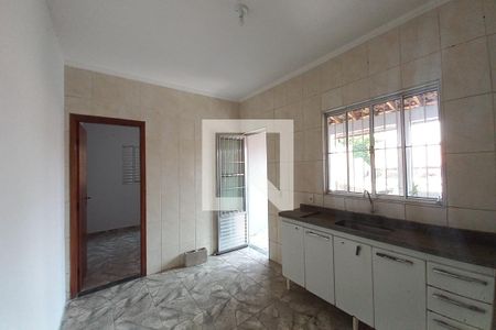 Cozinha de casa para alugar com 1 quarto, 60m² em Jardim Samambaia, Campinas