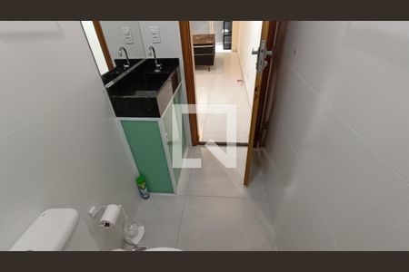 Banheiro de kitnet/studio para alugar com 1 quarto, 31m² em Jardim Santa Bárbara, Sorocaba