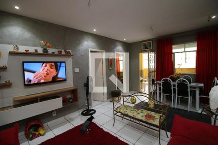 Sala de casa para alugar com 2 quartos, 147m² em Olaria, Rio de Janeiro