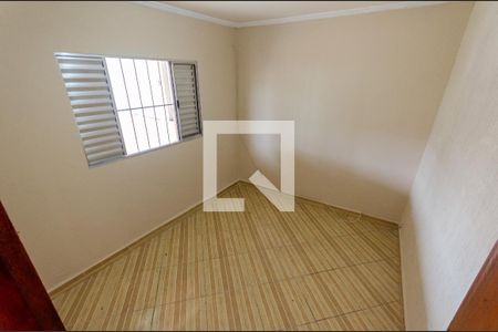 Quarto 2 de casa para alugar com 2 quartos, 105m² em Vila Zat, São Paulo