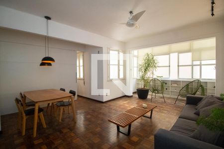 Sala/Sala de jantar de apartamento à venda com 2 quartos, 76m² em Copacabana, Rio de Janeiro