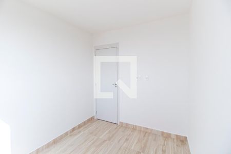 Quarto 1 de apartamento para alugar com 2 quartos, 41m² em Vila da Oportunidade, Carapicuíba