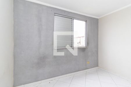 Quarto 1 de apartamento para alugar com 2 quartos, 45m² em Jardim Santo Antônio, São Paulo