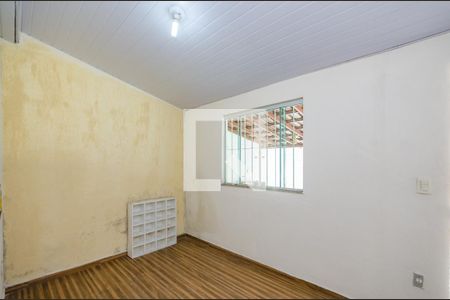 Sala de casa para alugar com 2 quartos, 60m² em Nova Suíça, Belo Horizonte