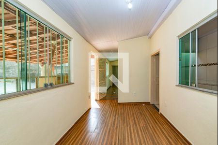 Sala de casa para alugar com 2 quartos, 60m² em Nova Suíça, Belo Horizonte