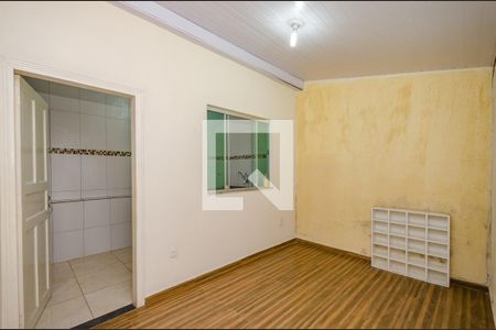 Sala de casa para alugar com 2 quartos, 60m² em Nova Suíça, Belo Horizonte