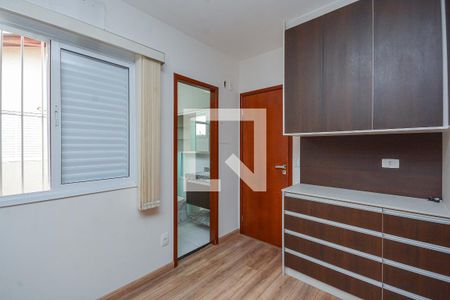 Quarto Suíte de casa de condomínio à venda com 3 quartos, 117m² em Vila Campo Grande, São Paulo