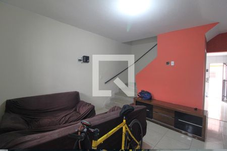 Sala de casa para alugar com 2 quartos, 100m² em Santo Amaro, São Paulo