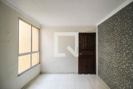 Sala de apartamento para alugar com 2 quartos, 55m² em Graças, Belford Roxo