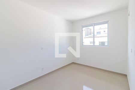 Quarto de apartamento para alugar com 2 quartos, 75m² em Fazenda Santo Antônio, São José