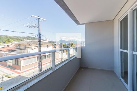 Sacada de apartamento para alugar com 2 quartos, 75m² em Fazenda Santo Antônio, Florianópolis