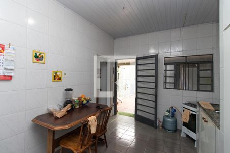 Cozinha 1 de casa à venda com 3 quartos, 400m² em Vila Leonor, São Paulo