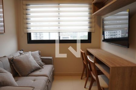 Sala  de kitnet/studio para alugar com 1 quarto, 24m² em Pinheiros, São Paulo