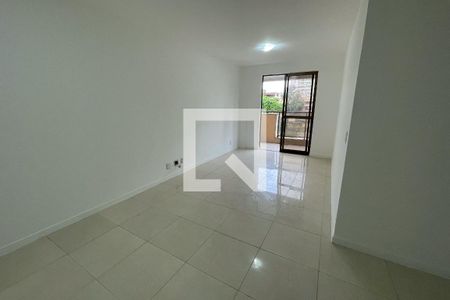 Sala de apartamento para alugar com 2 quartos, 103m² em Jardim Vinte E Cinco de Agosto, Duque de Caxias